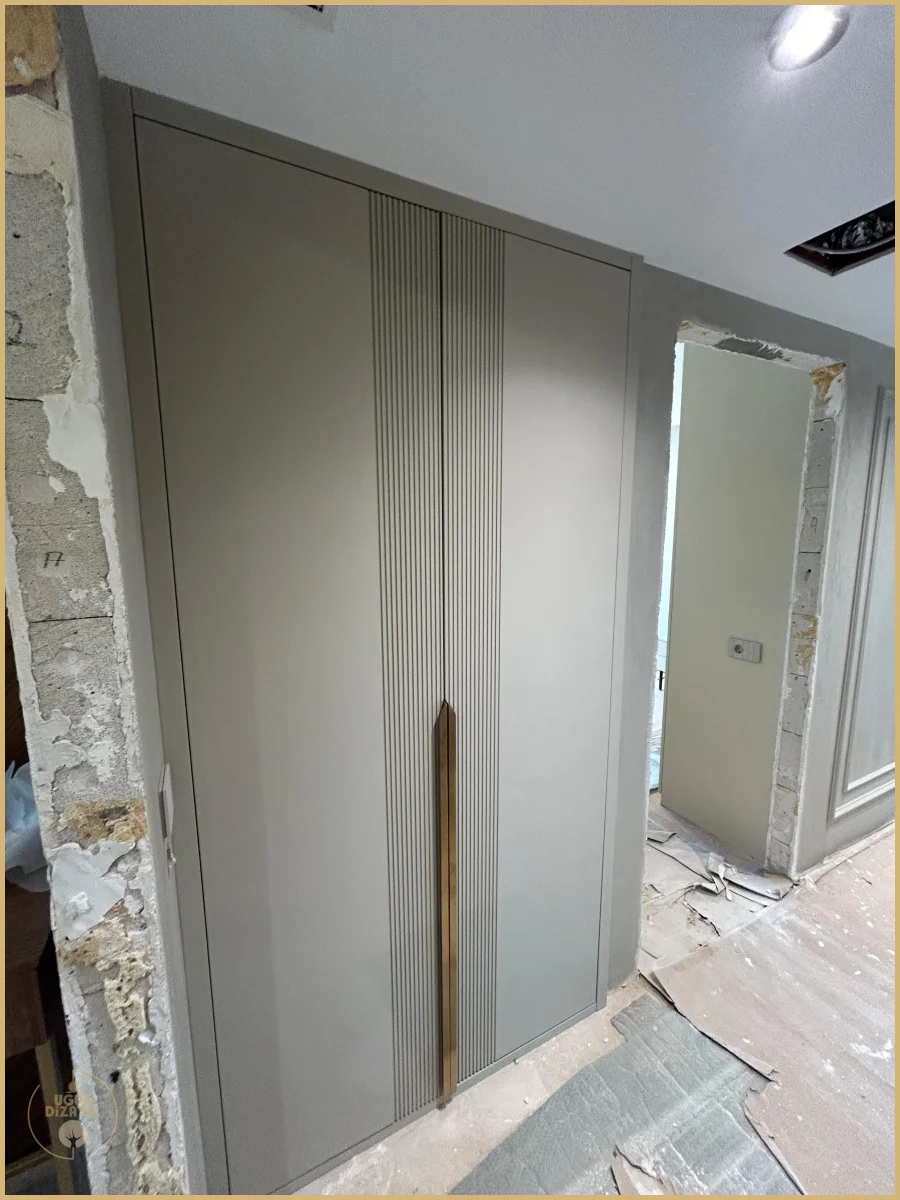 Sabit Mobilya Nedir? Modern Mekanların Vazgeçilmez Tasarım Unsuru