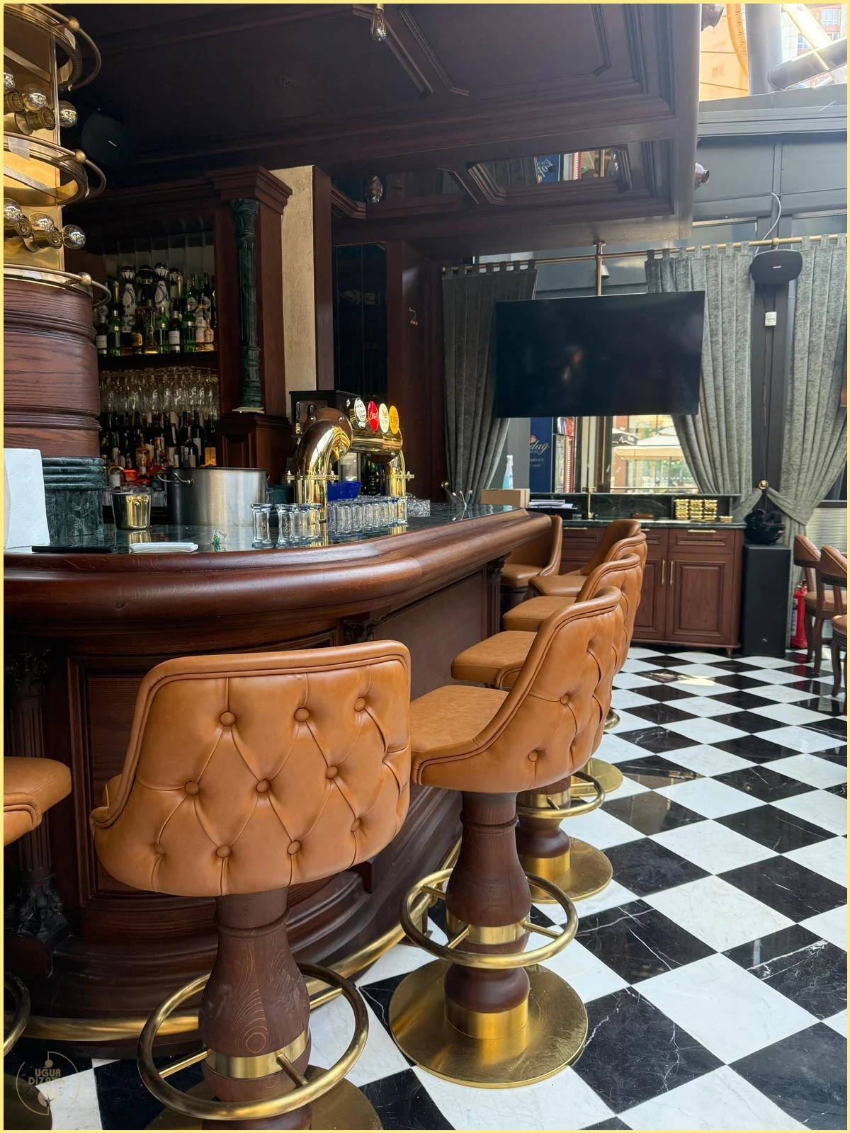 Modern Evlerde Sabit Mobilya Kullanımıyla Estetik Dönüşüm