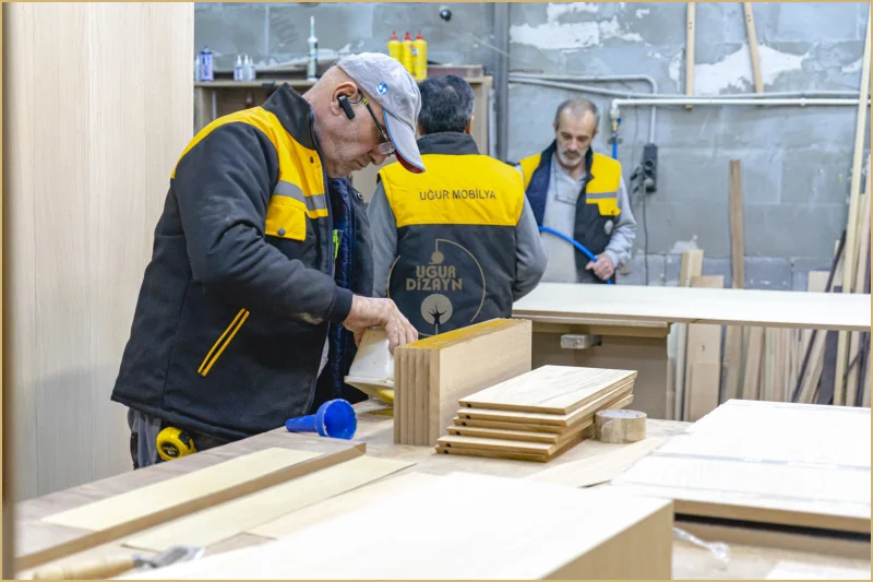 Teak mobilyaları yenileme teknikleri